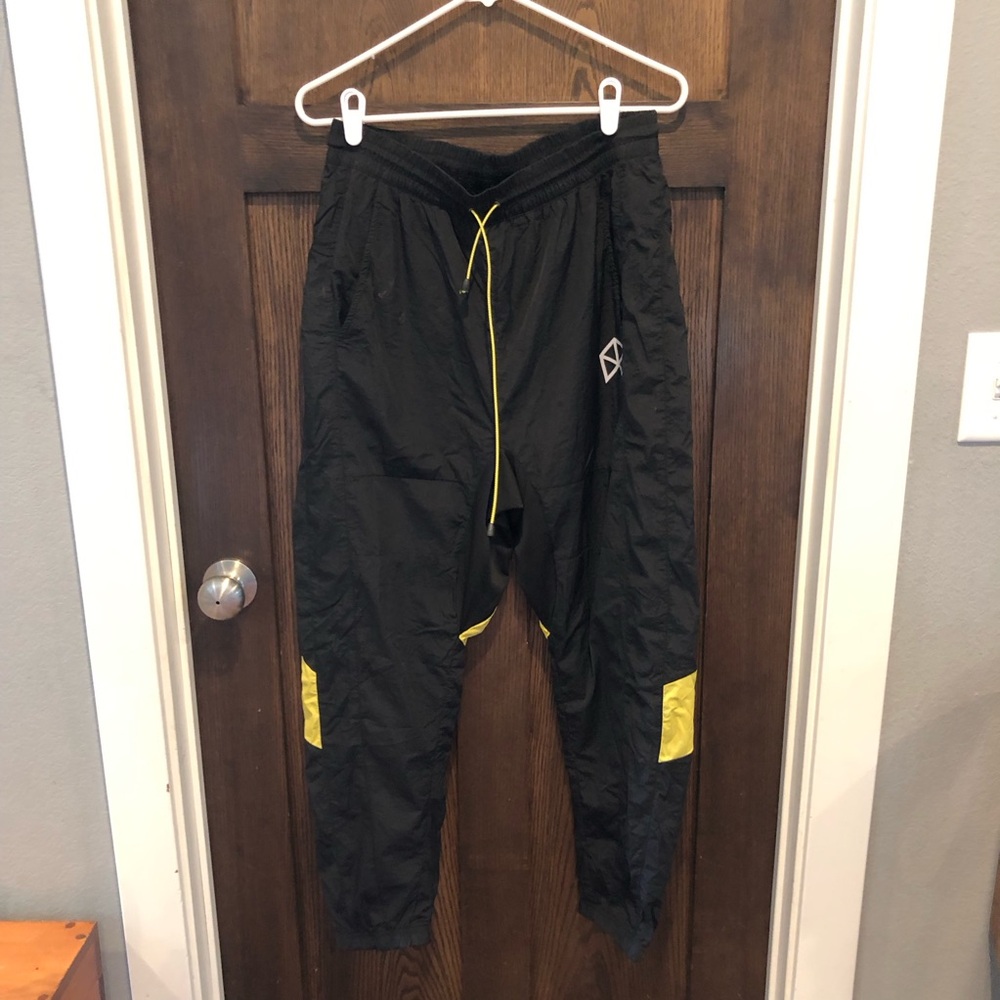 Raw gear joggers medium 2015 collection men’s medium - windbreaker material